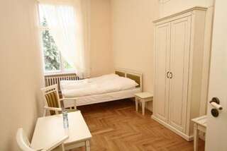 Отель Pałac Biedrusko Biedrusko Двухместный номер с 1 кроватью или 2 отдельными кроватями-6